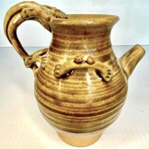 Antique Chinese Ceramic Pitcher  Vase Pot Lézard Handle Pottery 1800s.